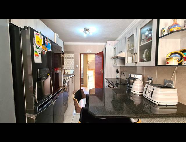 2 BEDROOM APARTMENT RENTED IN MONTANA TUINE